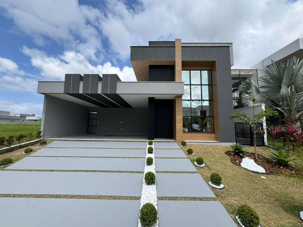 Casa em Condom�nio