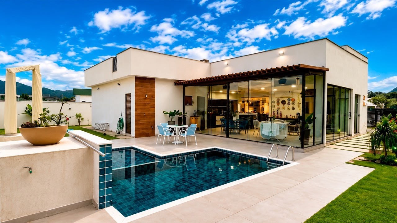 Casa em Condom�nio