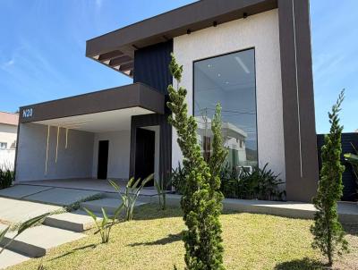 Casa em Condom&iacute;nio para Venda na cidade de Maric&aacute; no bairro ALPHAVILLE MARIC&Aacute;